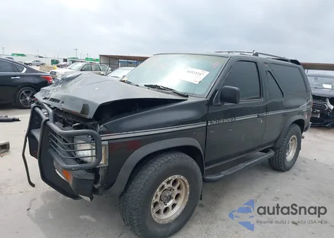 1988 Nissan Pathfinder z USA, uszkodzony, nr VIN JN8HD16Y1JW028497